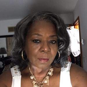 Meet your Posher, Violet